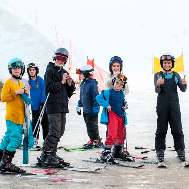 SkiClubSquare